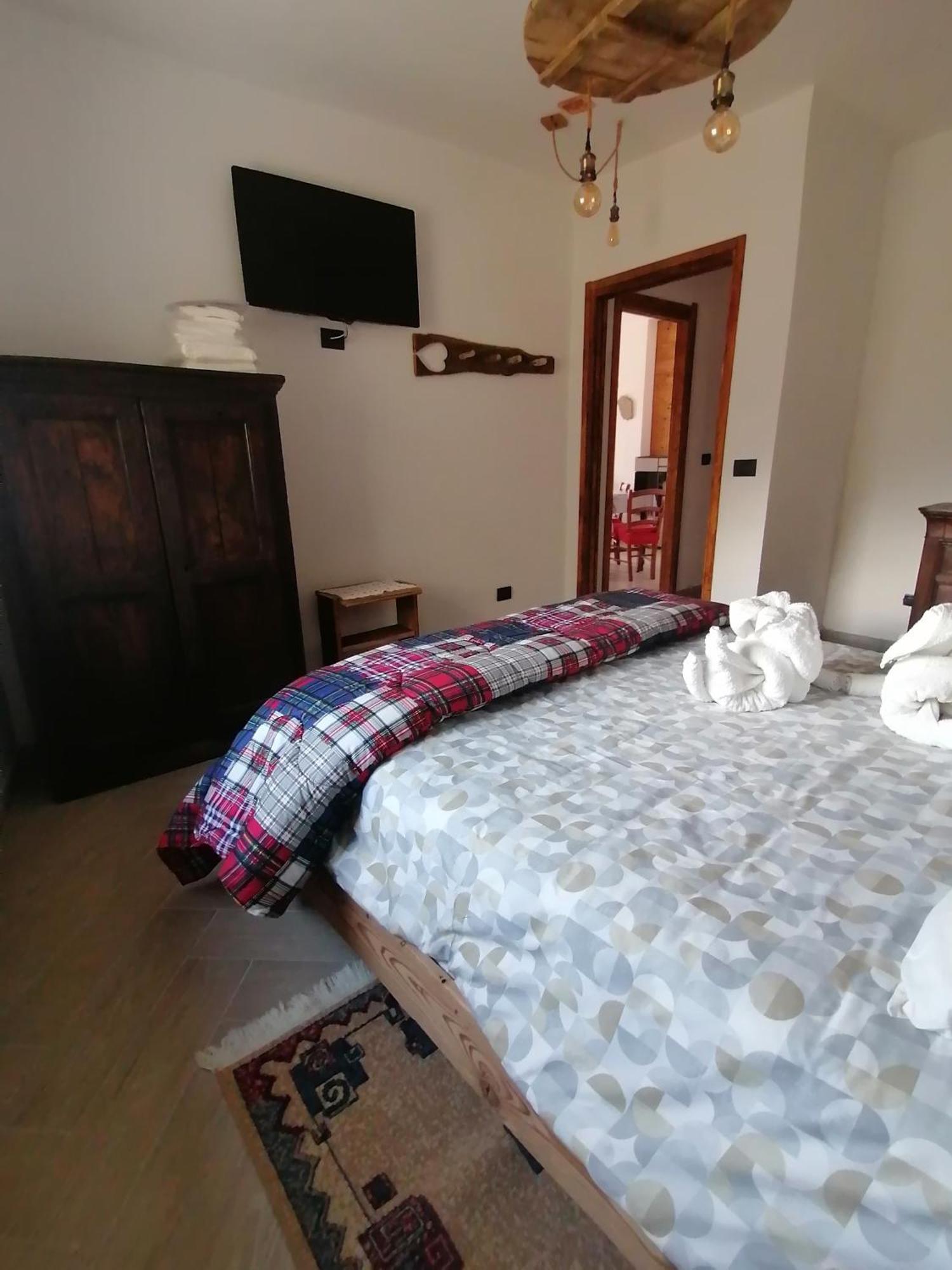 Ca Ad Me Pare Alloggio Con Terrazza Panoramica Moncenisio Exterior foto